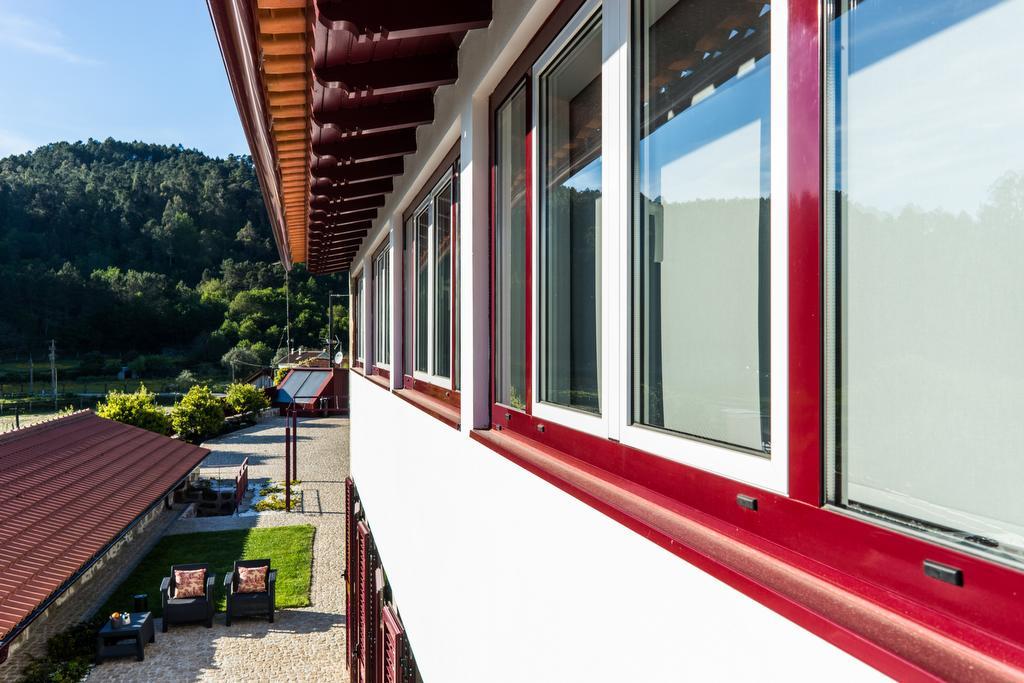 Villa Quinta Do Cerqueiral à Arcos de Valdevez Extérieur photo